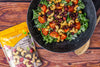 Veganer Grünkohlsalat mit Cashew-Cranberry Mix
